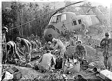 Soldiers at a helicopter